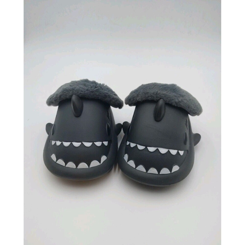 Cloud foam shark slides Sharkie Gray winter/Summer size 38-39, US 7.5-8.5 (Read)